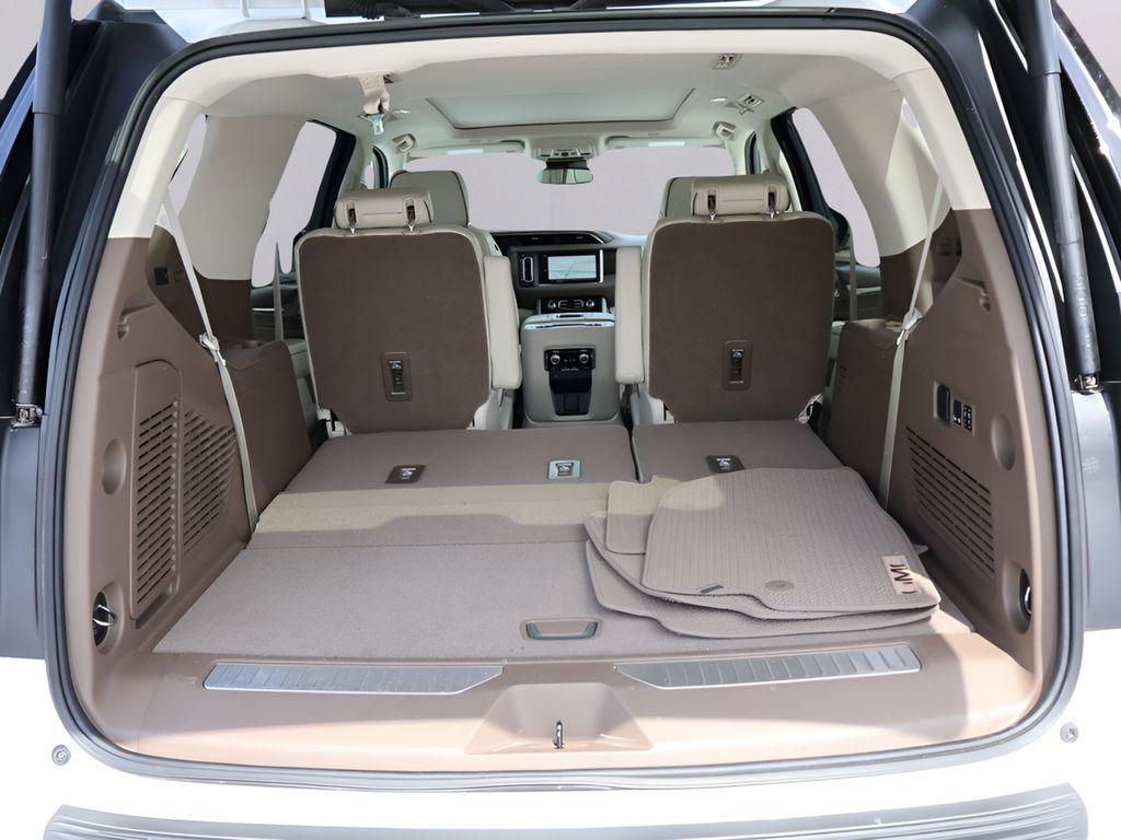 used 2023 GMC Yukon car, priced at $62,152