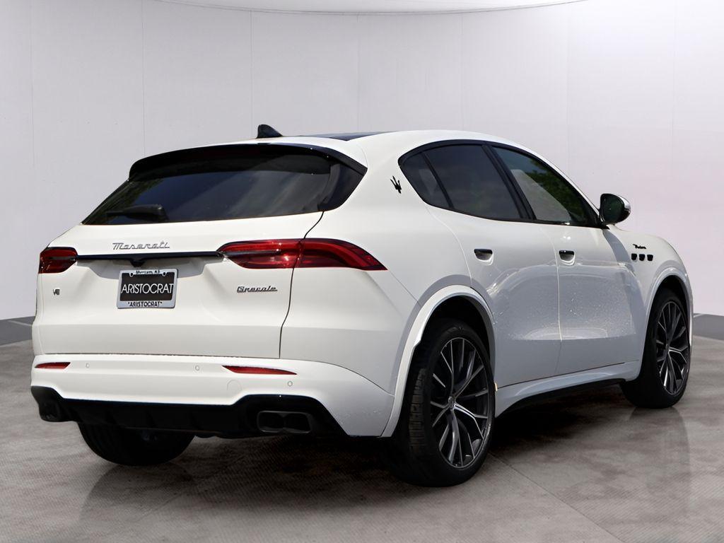 new 2026 Maserati Grecale car, priced at $90,195