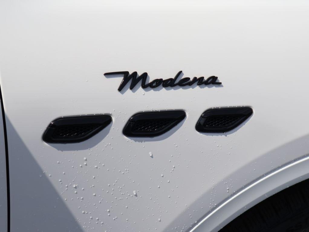 new 2026 Maserati Grecale car, priced at $90,195
