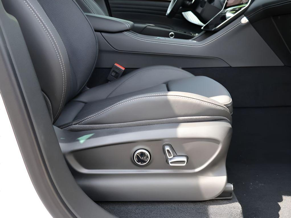 new 2026 Maserati Grecale car, priced at $90,195