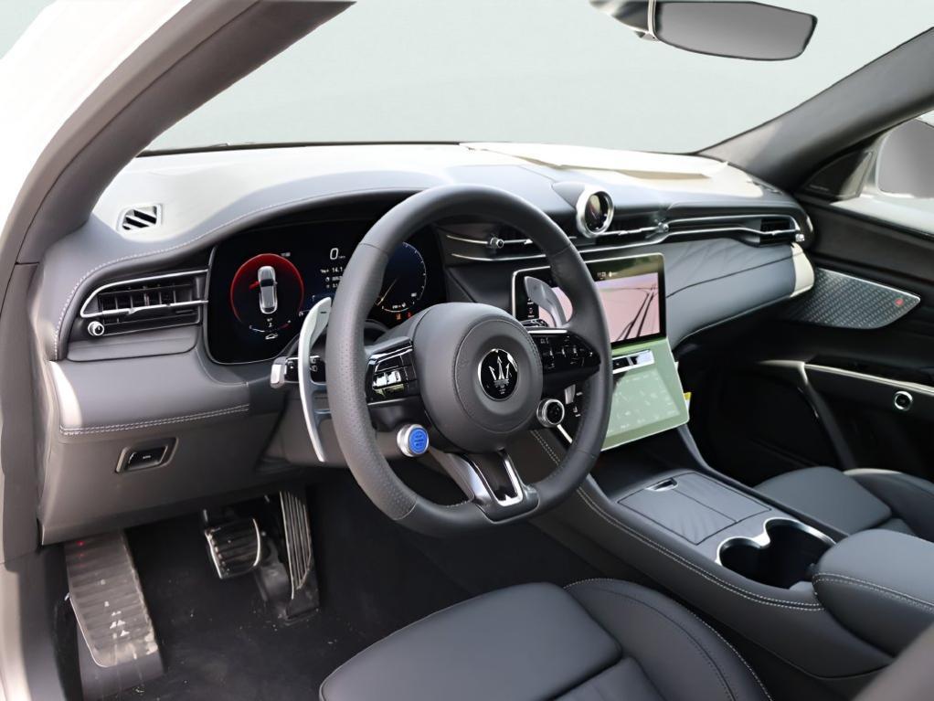 new 2026 Maserati Grecale car, priced at $90,770