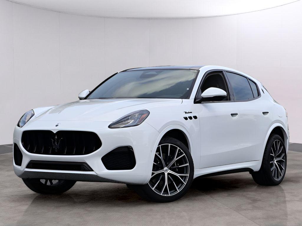 new 2026 Maserati Grecale car, priced at $90,195