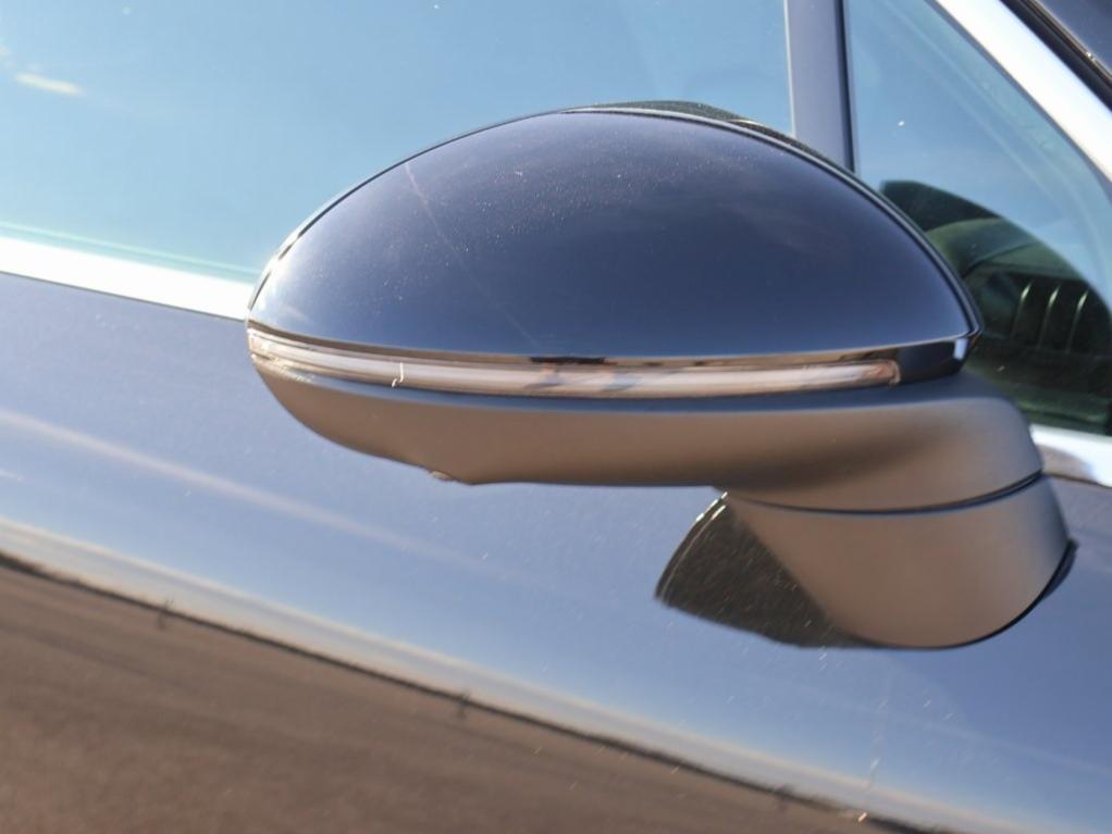 used 2025 Porsche Cayenne car, priced at $89,777