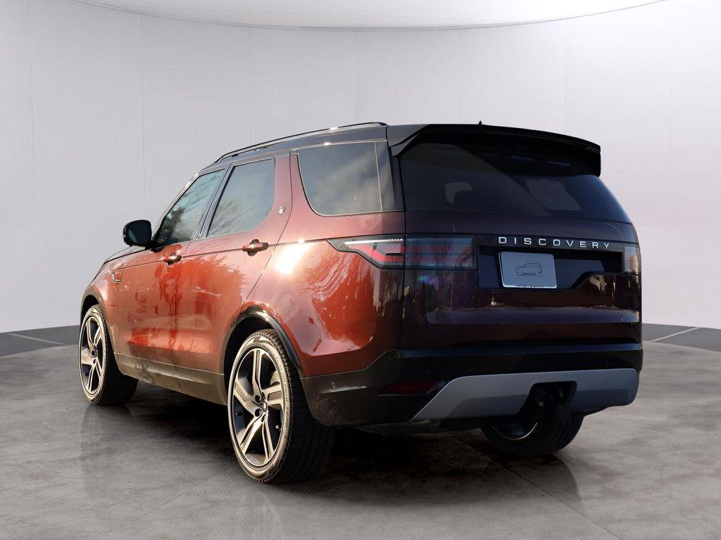 new 2026 Land Rover Discovery car, priced at $82,731