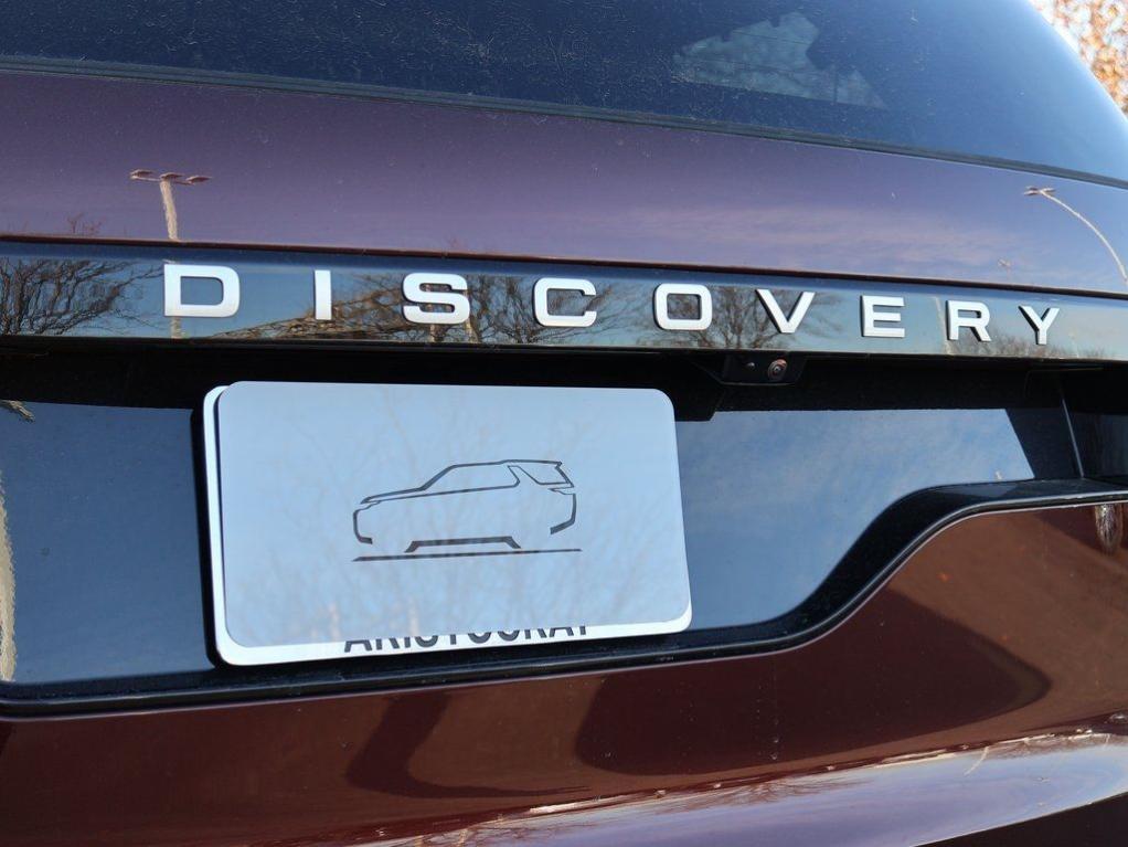 new 2026 Land Rover Discovery car, priced at $82,731