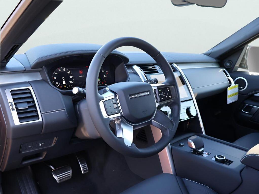 new 2026 Land Rover Discovery car, priced at $82,731