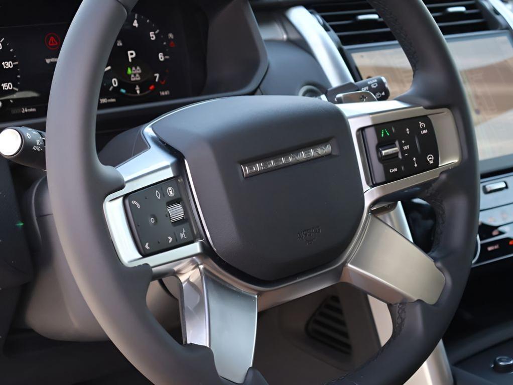 new 2026 Land Rover Discovery car, priced at $76,846