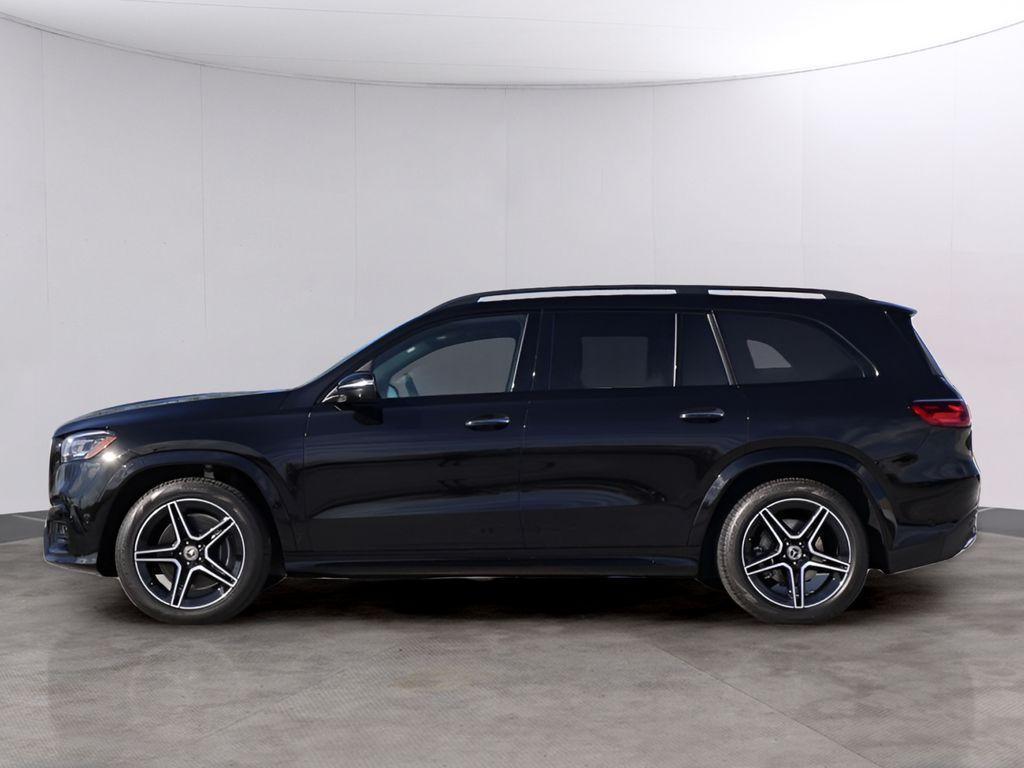 new 2026 Mercedes-Benz GLS 450 car, priced at $102,085