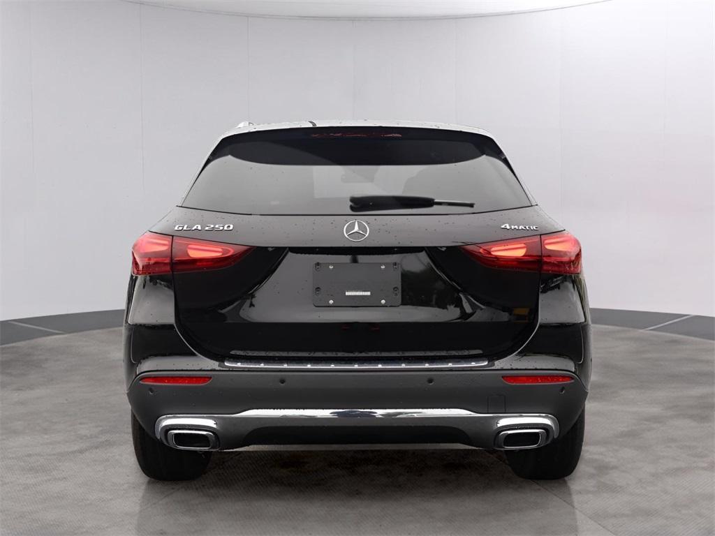 new 2025 Mercedes-Benz GLA 250 car, priced at $47,570