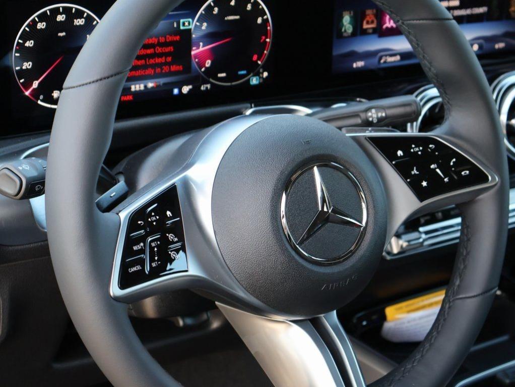 new 2026 Mercedes-Benz GLB 250 car, priced at $52,810