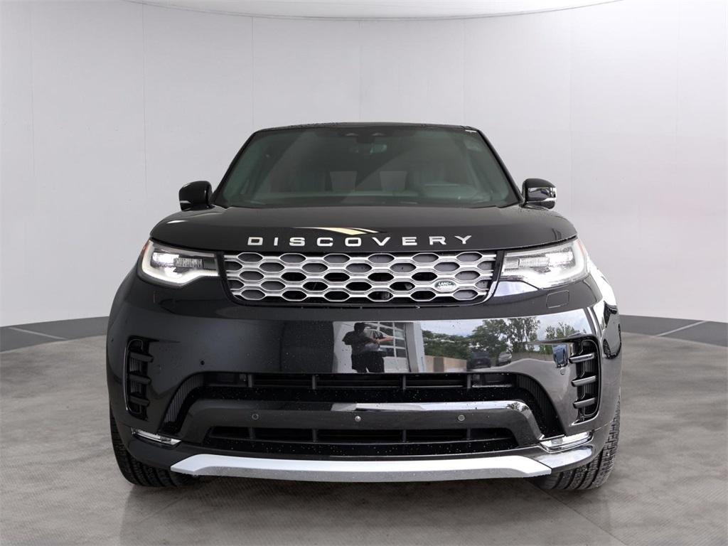new 2025 Land Rover Discovery car, priced at $87,753