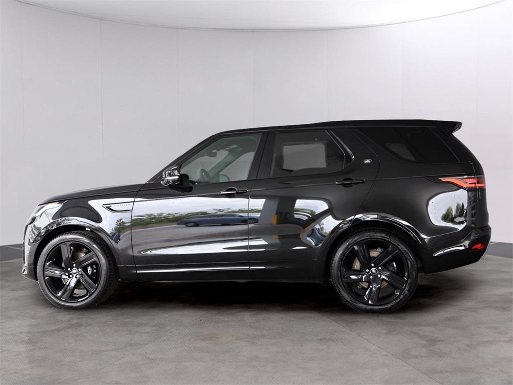 new 2025 Land Rover Discovery car, priced at $87,753