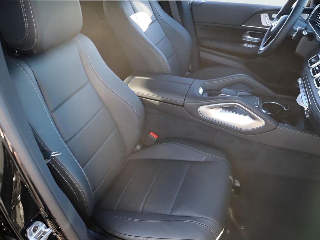 new 2026 Mercedes-Benz GLE 450 car, priced at $80,615