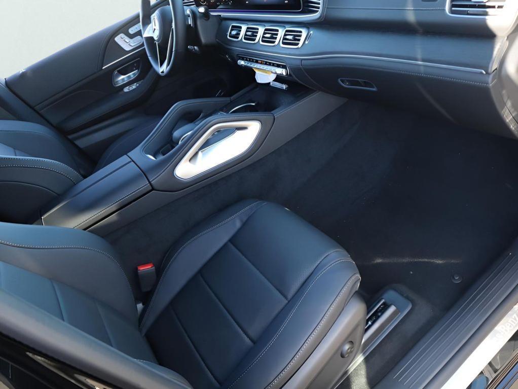 new 2026 Mercedes-Benz GLE 450 car, priced at $80,615