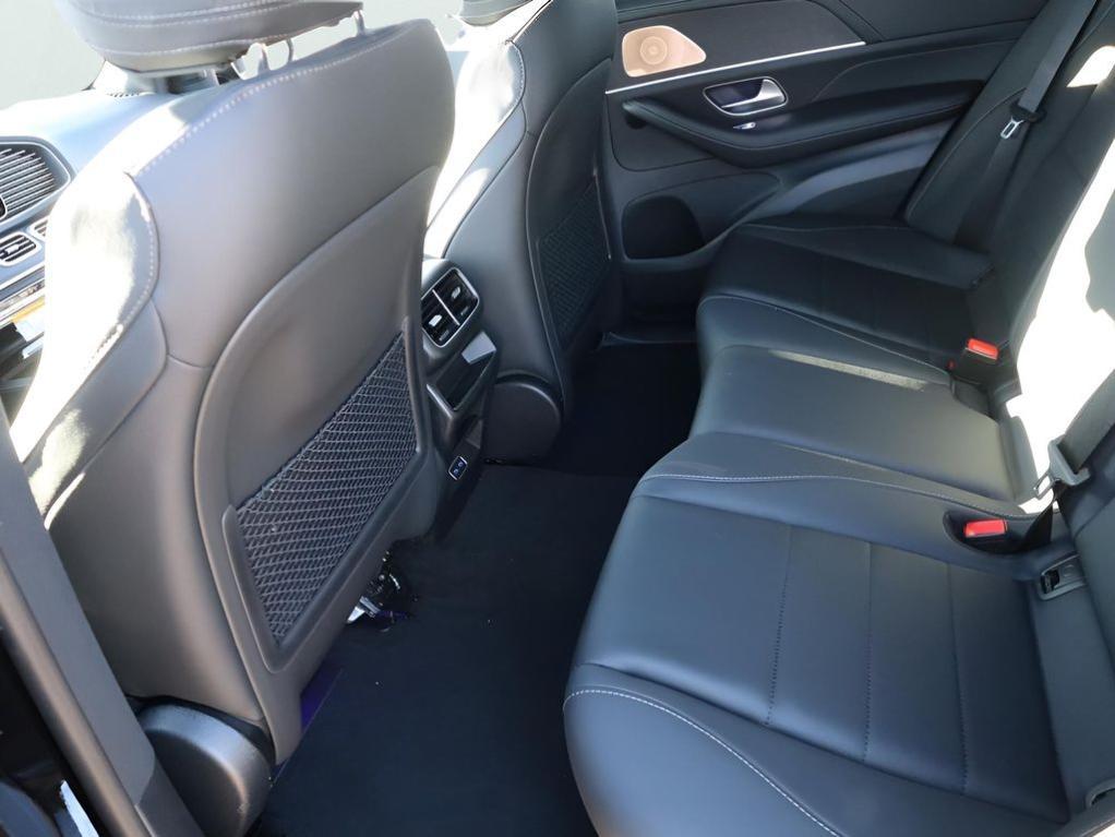 new 2026 Mercedes-Benz GLE 450 car, priced at $80,615