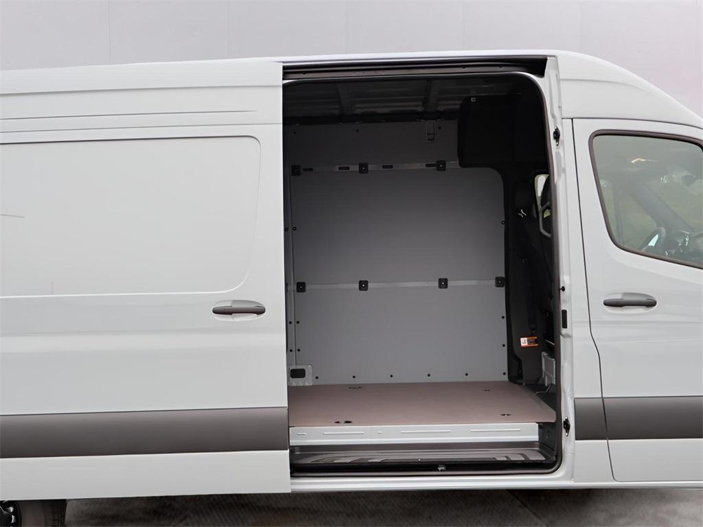 new 2026 Mercedes-Benz Sprinter 2500 car, priced at $87,528