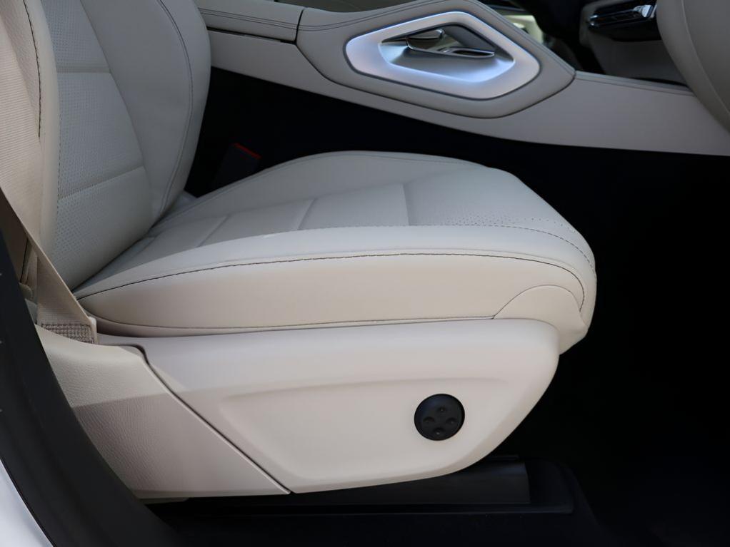 new 2026 Mercedes-Benz GLS 450 car, priced at $94,020