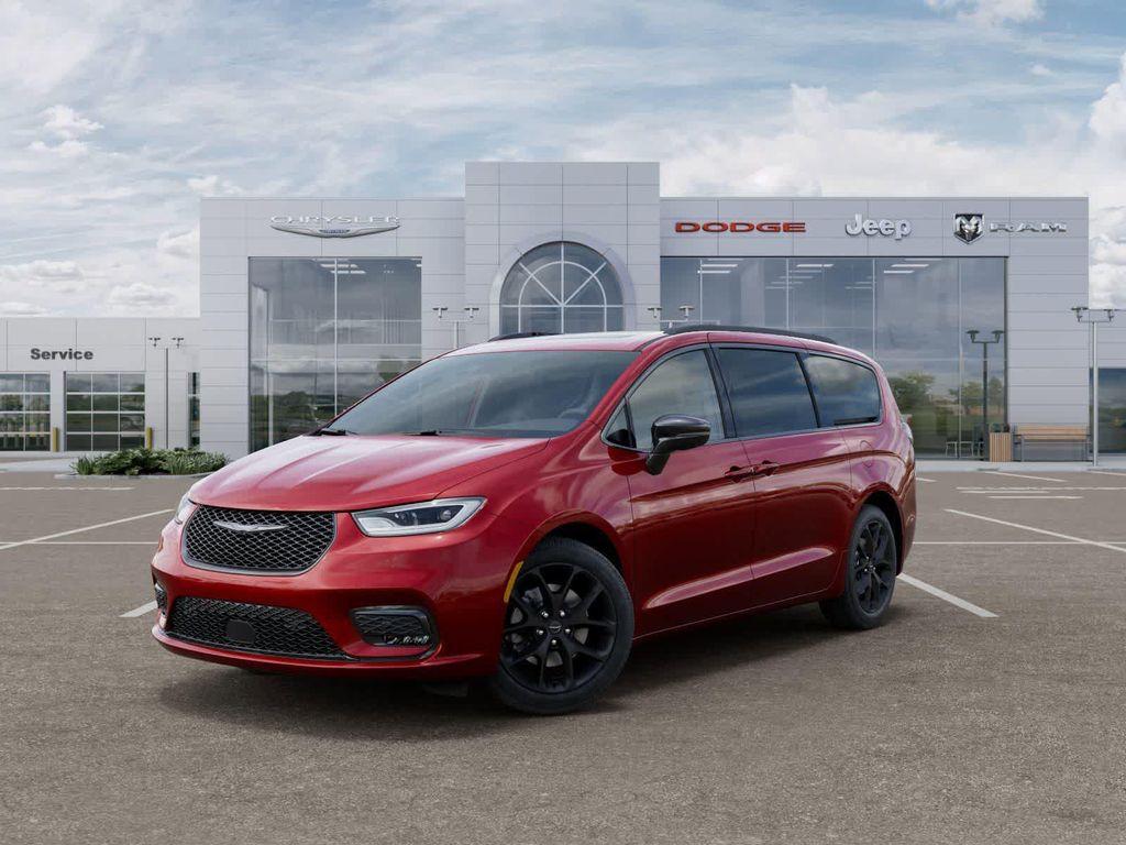 new 2026 Chrysler Pacifica car, priced at $55,621