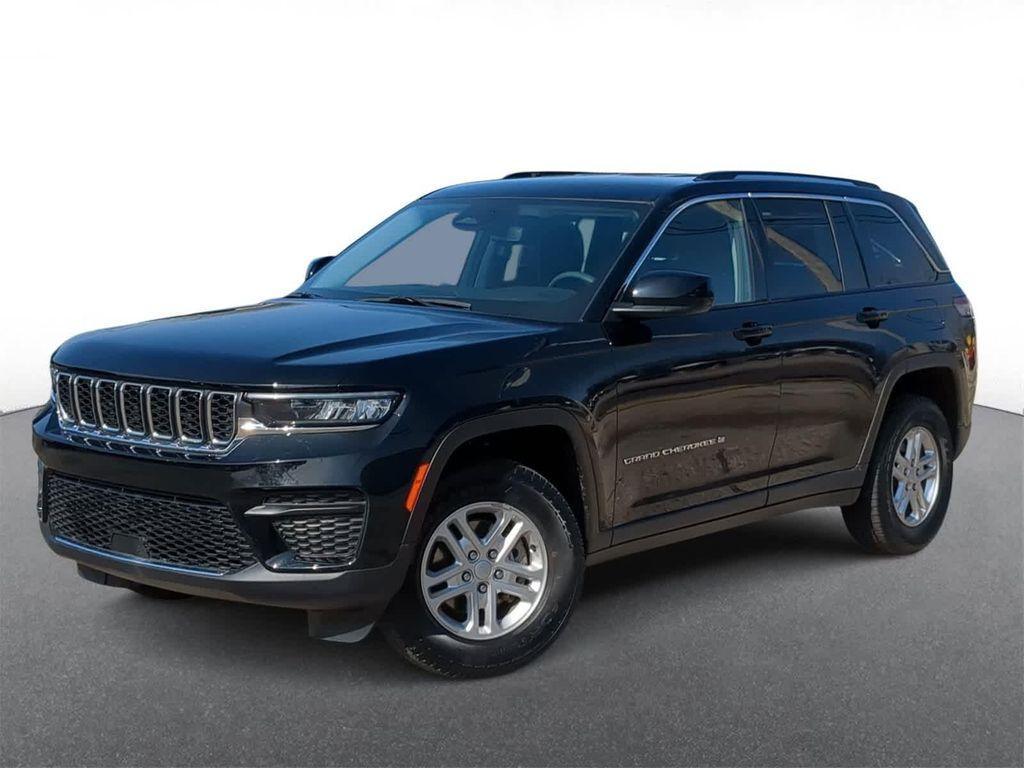 used 2023 Jeep Grand Cherokee car, priced at $27,200