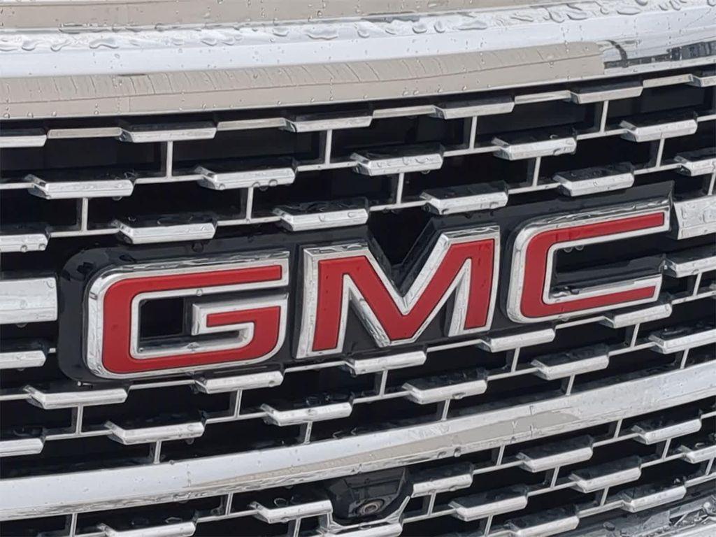 used 2021 GMC Acadia car, priced at $26,625