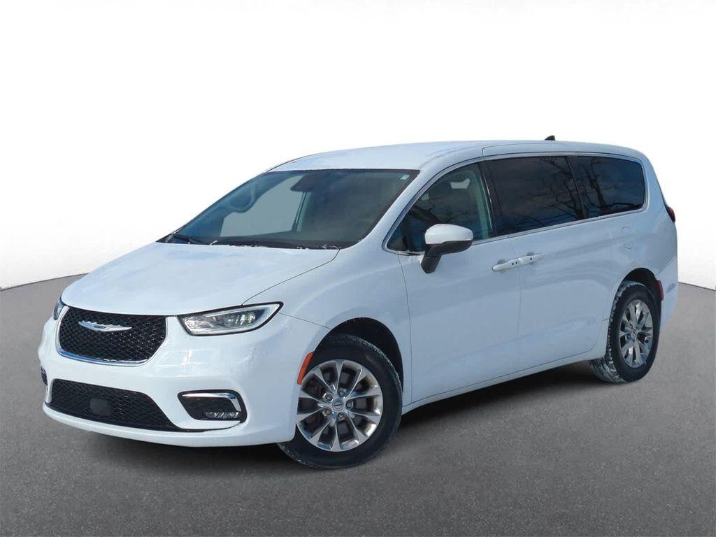 used 2023 Chrysler Pacifica car, priced at $34,200