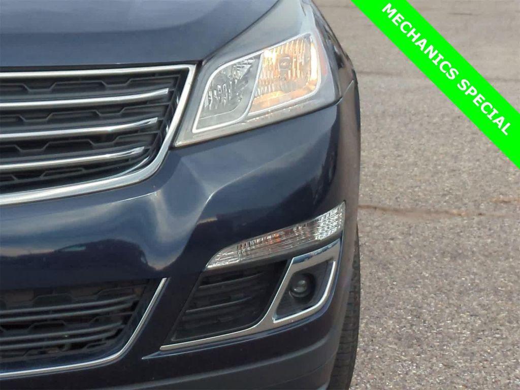 used 2015 Chevrolet Traverse car, priced at $4,400
