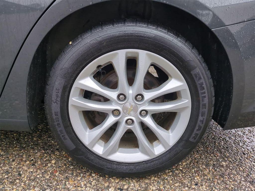 used 2017 Chevrolet Malibu car, priced at $10,275