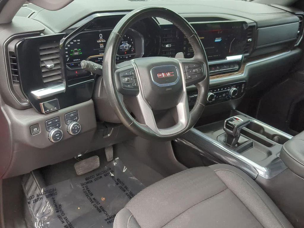 used 2024 GMC Sierra 1500 car, priced at $45,429