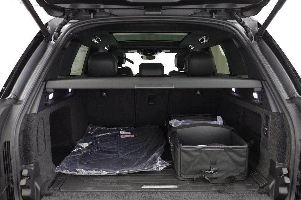 new 2025 Land Rover Range Rover car, priced at $121,420