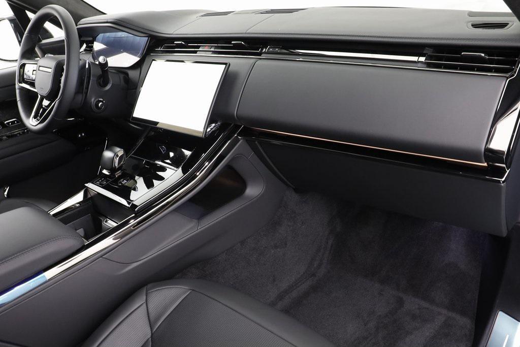 new 2025 Land Rover Range Rover Sport car, priced at $235,930