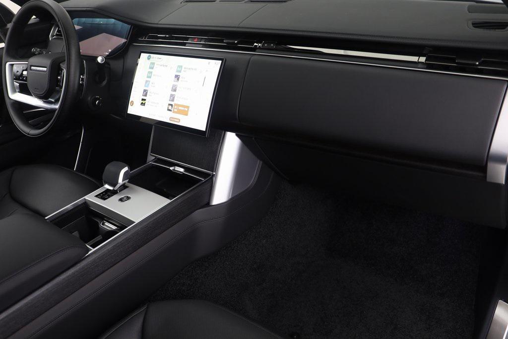 new 2025 Land Rover Range Rover car, priced at $137,725