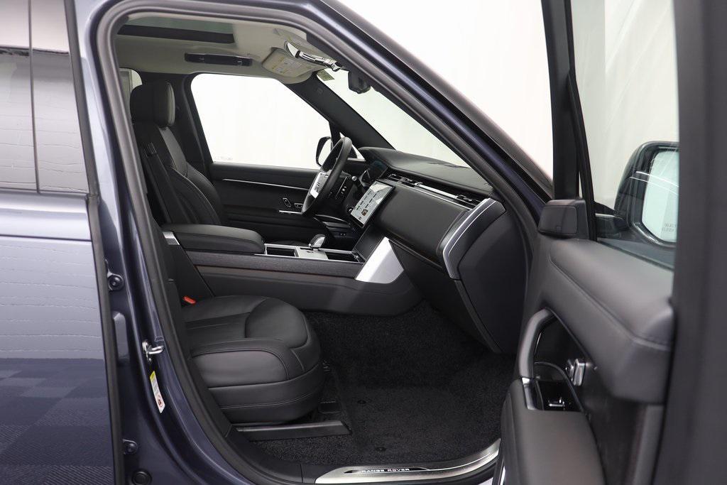 new 2025 Land Rover Range Rover car, priced at $137,725