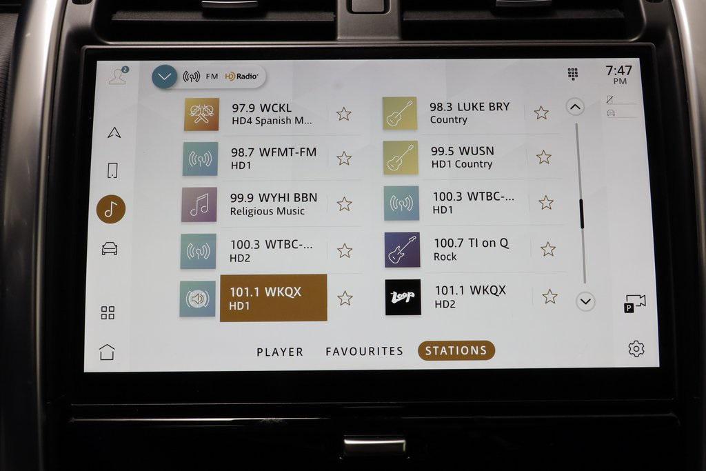 used 2023 Land Rover Discovery car, priced at $45,612