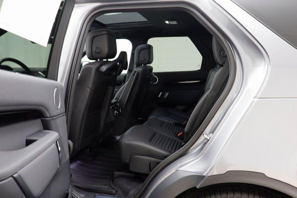 new 2025 Land Rover Discovery car, priced at $62,193