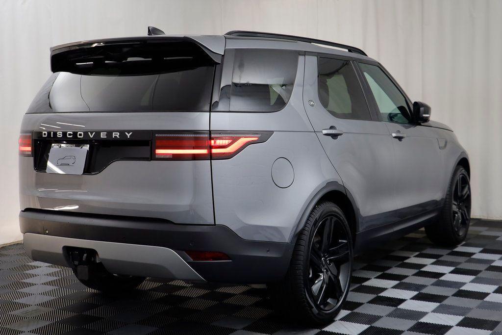 new 2025 Land Rover Discovery car, priced at $62,193
