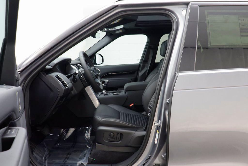 new 2025 Land Rover Discovery car, priced at $62,193