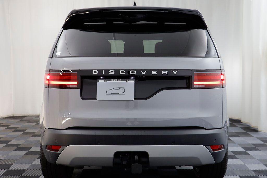 new 2025 Land Rover Discovery car, priced at $62,193