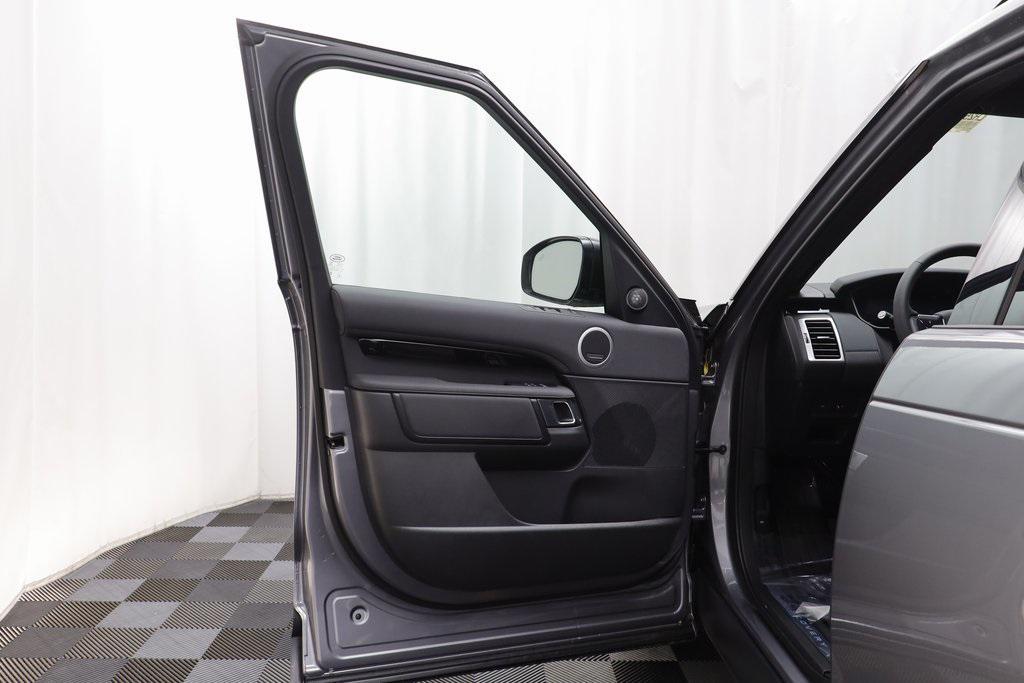 new 2025 Land Rover Discovery car, priced at $70,193