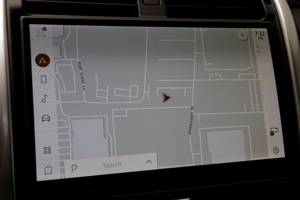 new 2025 Land Rover Discovery car, priced at $62,193