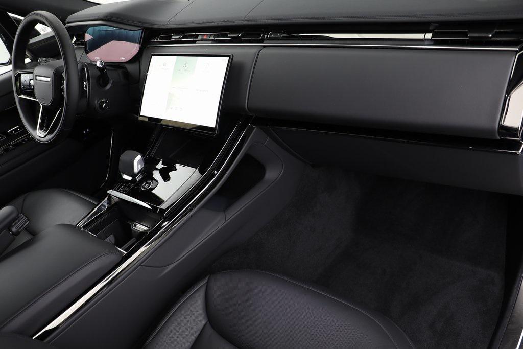 new 2025 Land Rover Range Rover Sport car, priced at $123,500