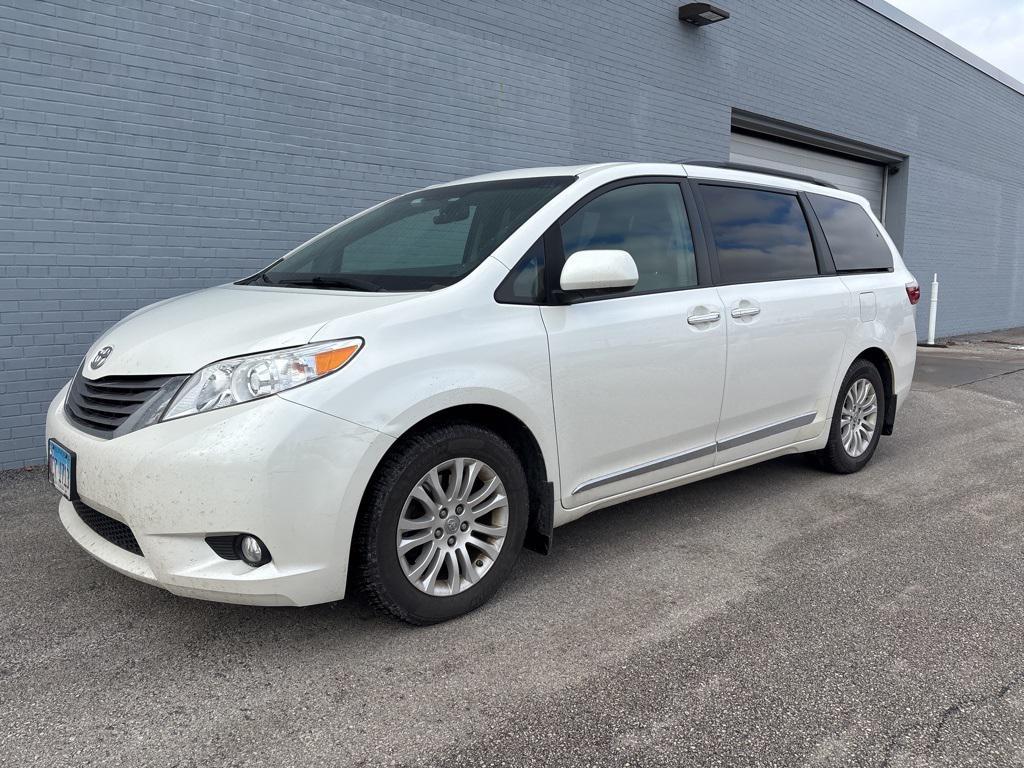 used 2017 Toyota Sienna car, priced at $21,577