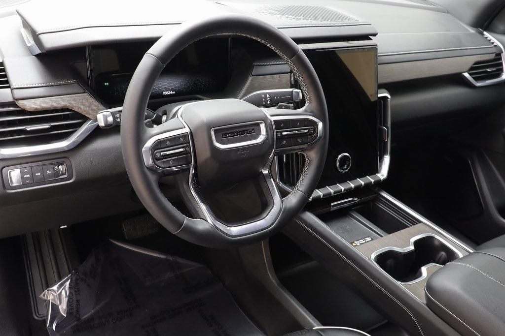 used 2024 GMC Acadia car, priced at $45,113