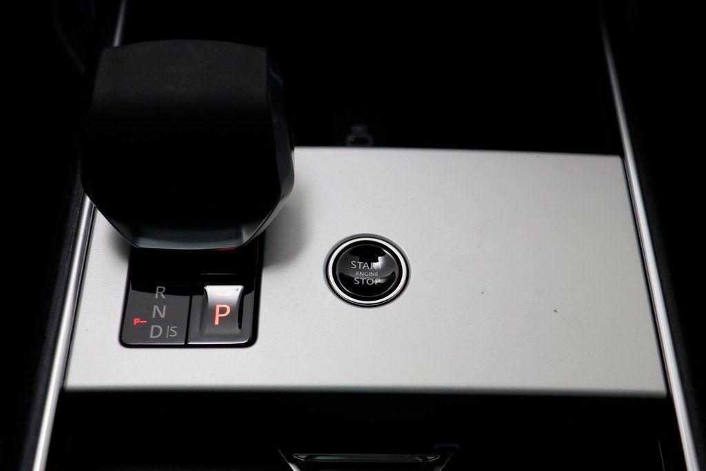 new 2025 Land Rover Range Rover car, priced at $128,670