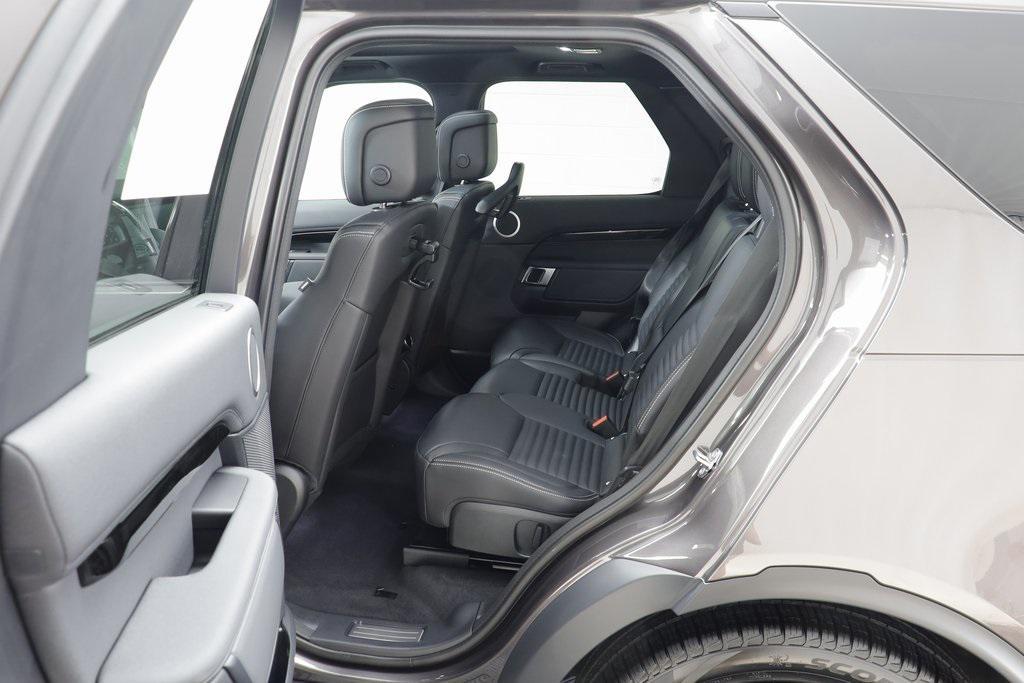 new 2025 Land Rover Discovery car, priced at $68,153