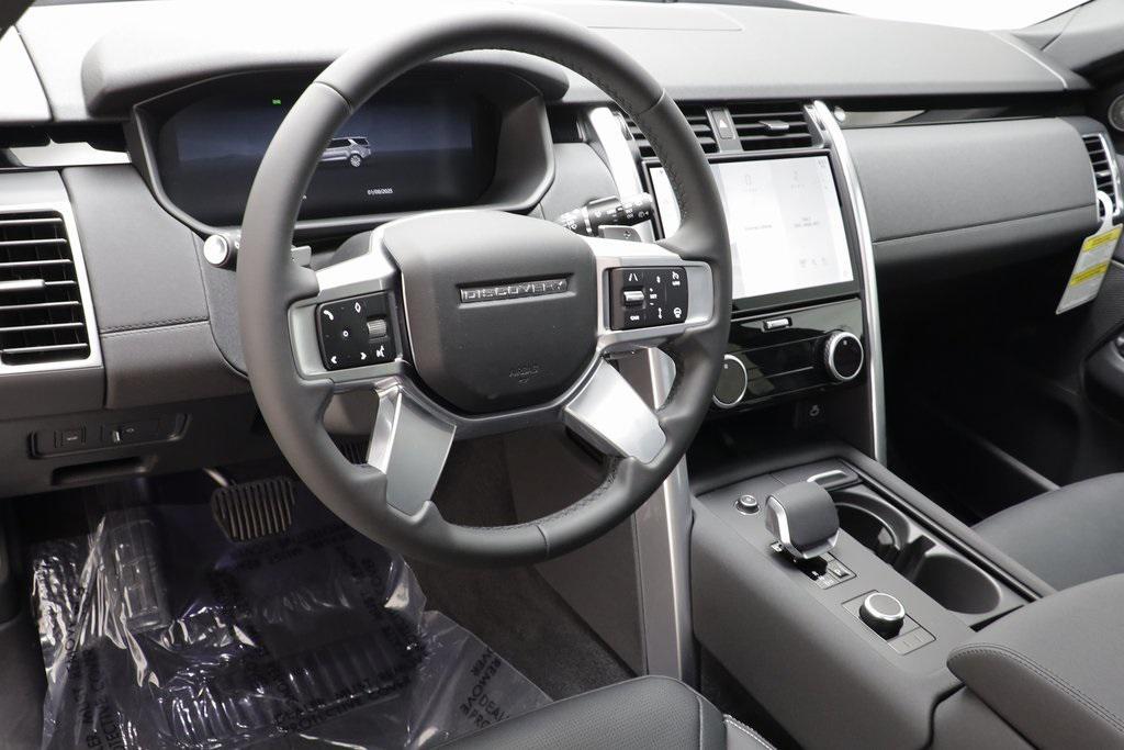 new 2025 Land Rover Discovery car, priced at $68,153