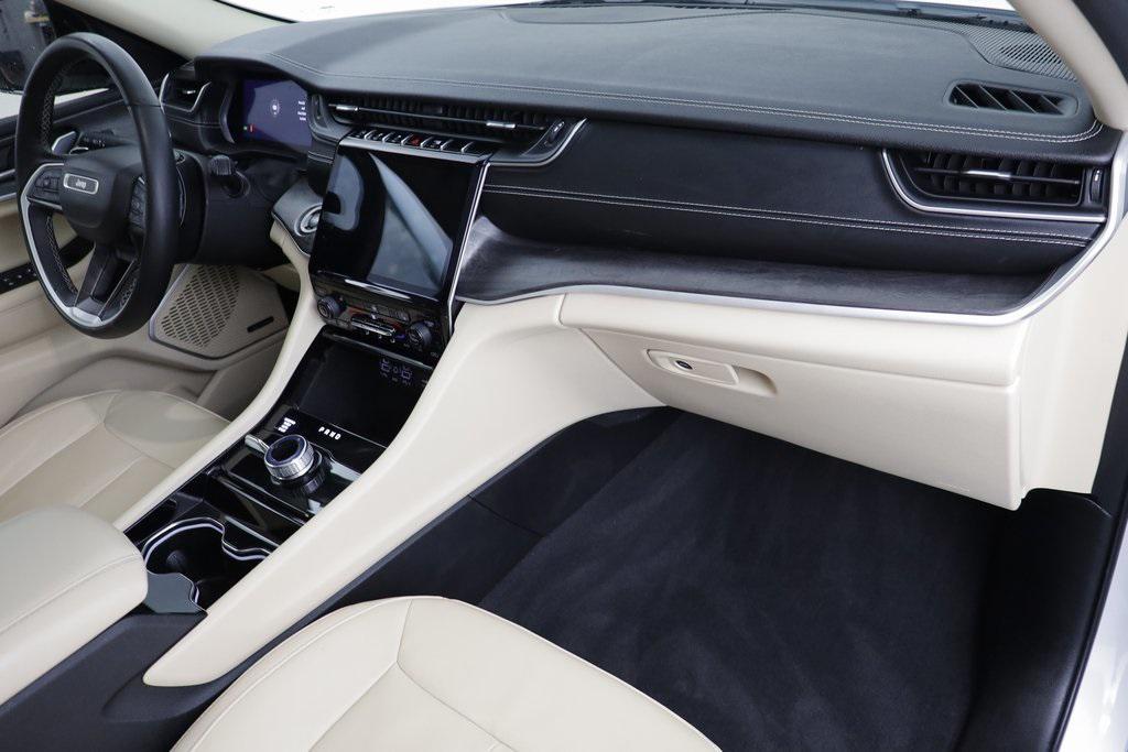 used 2022 Jeep Grand Cherokee car, priced at $25,917