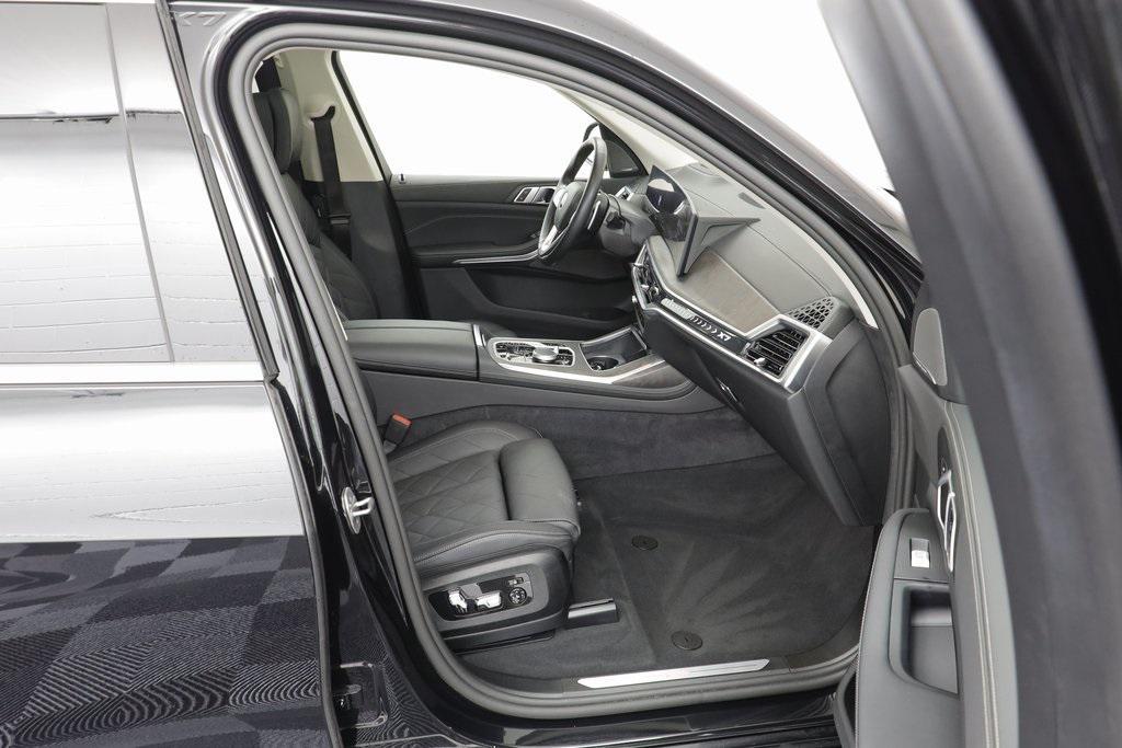 used 2025 BMW X7 car, priced at $75,427