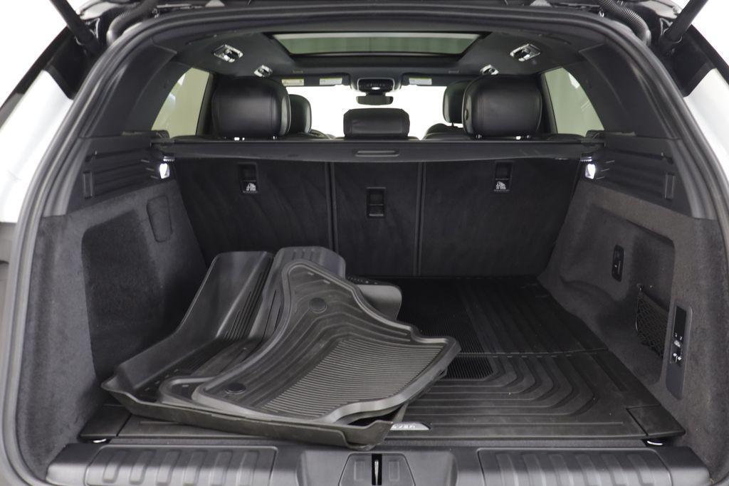 used 2025 Land Rover Range Rover Sport car, priced at $79,001