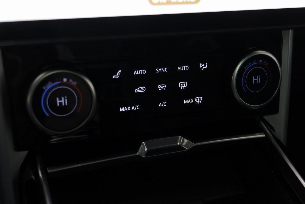 used 2023 Land Rover Range Rover car, priced at $99,041