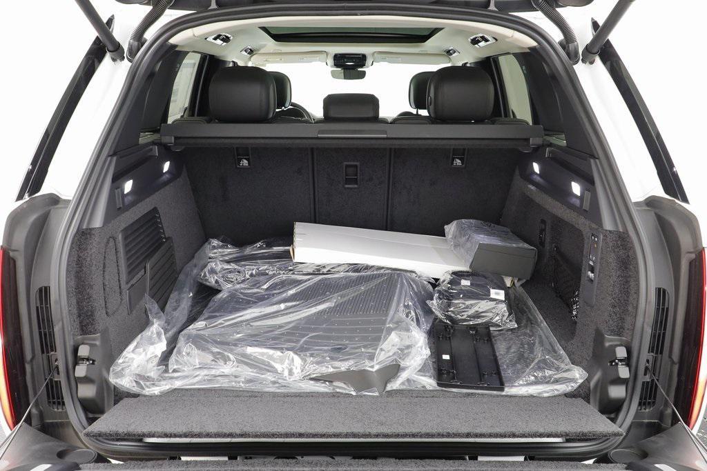 new 2025 Land Rover Range Rover car, priced at $123,480